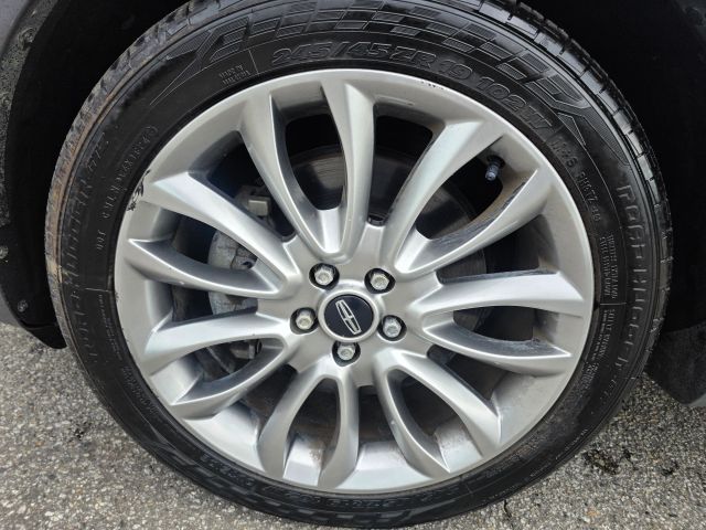LincolnMKC Sport Utility 4D9
