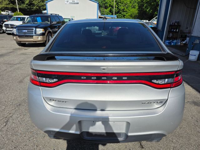 DodgeDart SXT Sedan 4D6