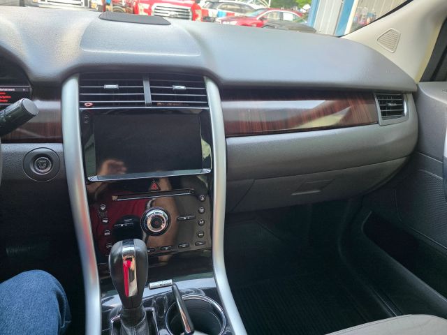 FordEdge Limited Sport Utility 4D16