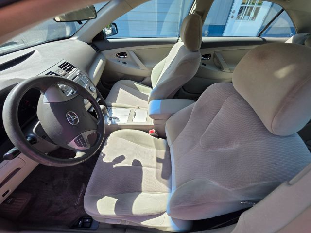 ToyotaCamry LE Sedan 4D12