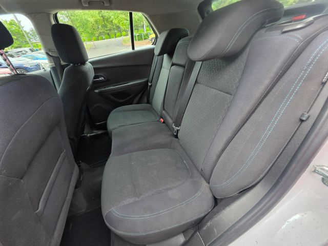 ChevroletTrax LS Sport Utility 4D20