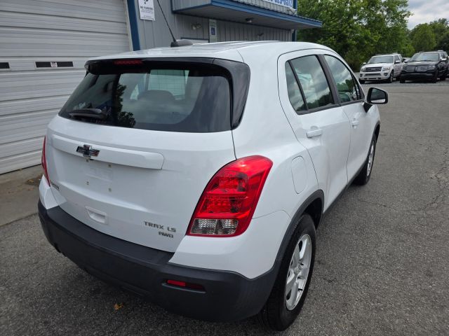 ChevroletTrax LS Sport Utility 4D5