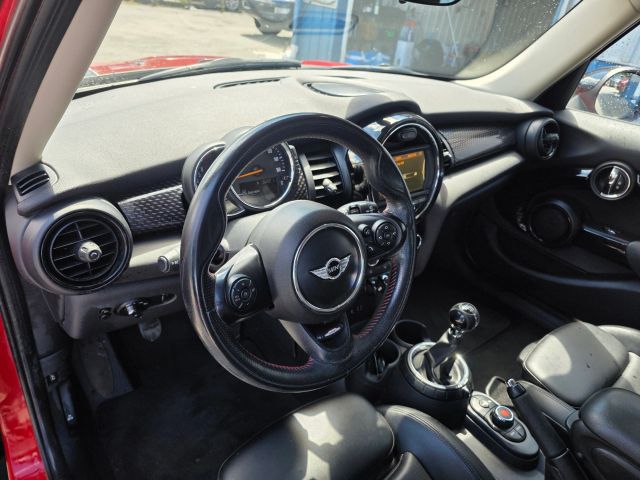 MINIHardtop 4 Door Cooper S Hatchback 4D13