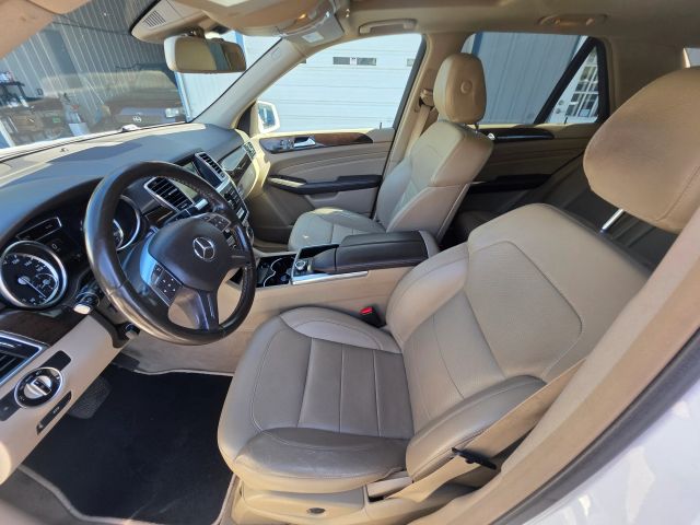 Mercedes-BenzM-Class ML 350 4MATIC Sport Utility 4D12