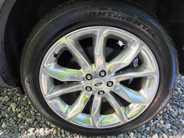 FordExplorer Limited Sport Utility 4D10