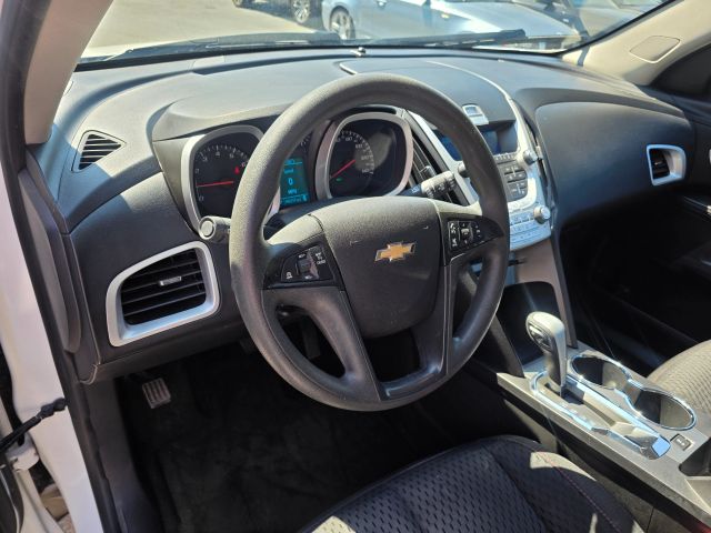 ChevroletEquinox LS Sport Utility 4D13