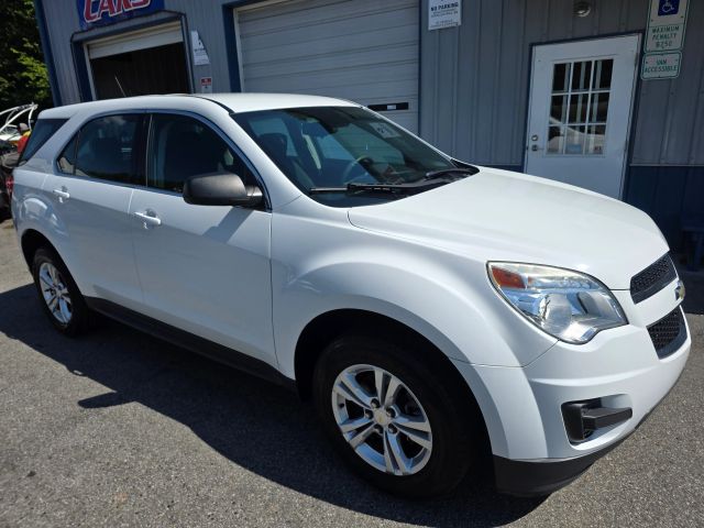 ChevroletEquinox LS Sport Utility 4D3