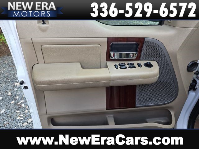 White 2008 Ford F-150 Lariat SuperCrew SB 4WD Pickup Truck Four-Wheel Drive 4-Speed Automatic Overdrive