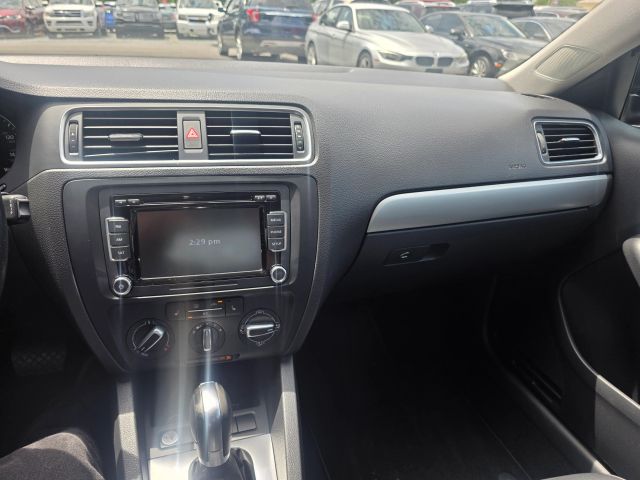 VolkswagenJetta 1.8T SE Sedan 4D16