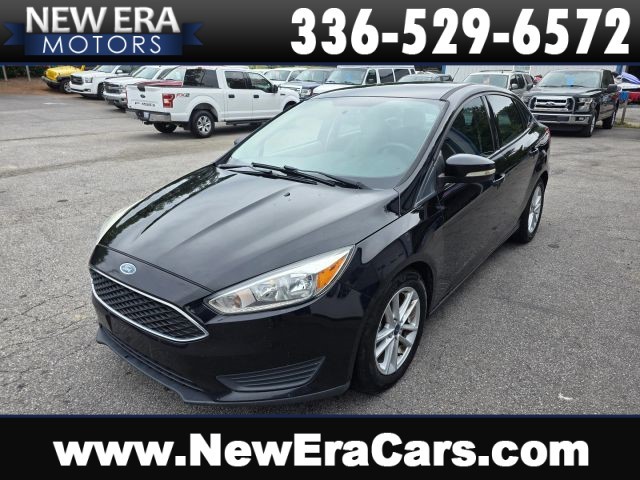 Black 2016 Ford Focus SE Sedan Front-Wheel Drive 6-Speed Automatic
