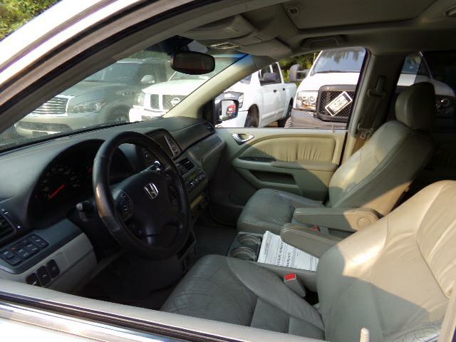 2005 Honda Odyssey Touring photo