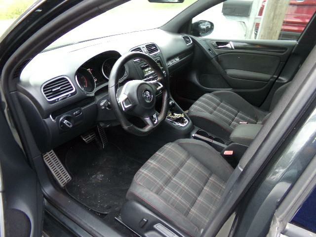 2011 Volkswagen GTI photo