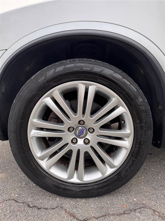 2008 Volvo XC90 V8 photo