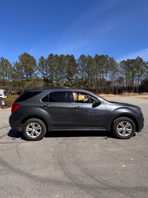 2010 Chevrolet Equinox LT photo