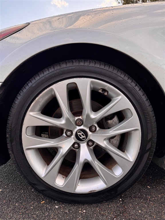 2013 Hyundai Genesis Coupe 2.0T photo