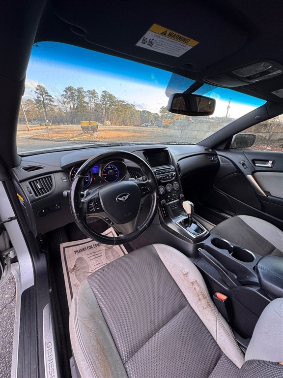 2013 Hyundai Genesis Coupe 2.0T photo