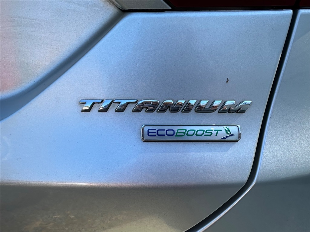 2014 Ford Fusion Titanium photo