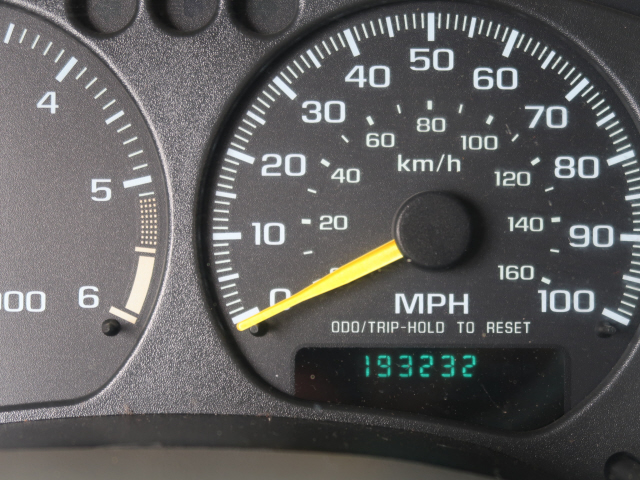 2000 GMC Jimmy SLE photo
