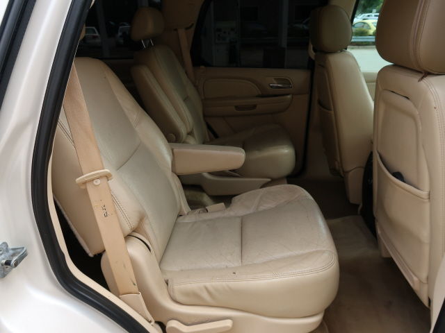 2007 Cadillac Escalade photo
