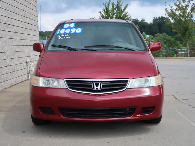 The 2004 Honda Odyssey EX-L